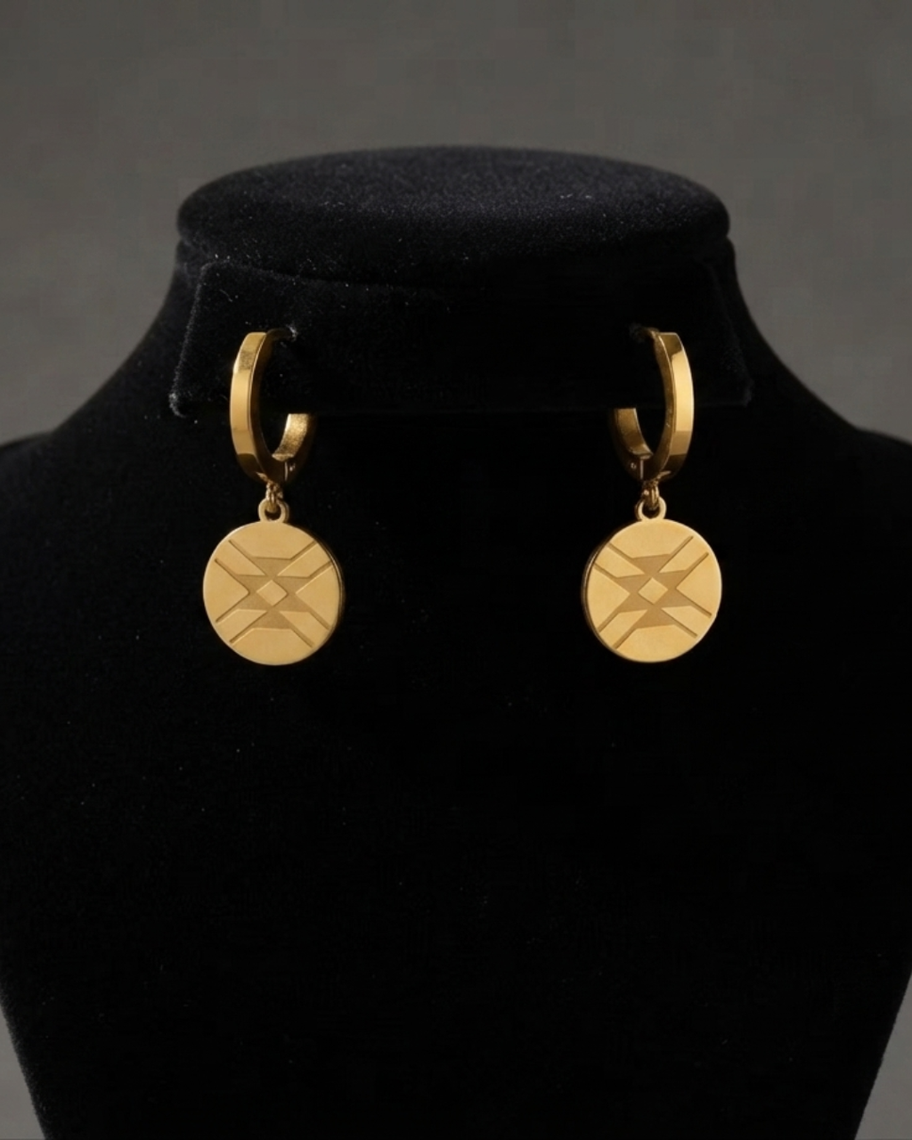 UIRA HUGGIE EARRINGS Uira